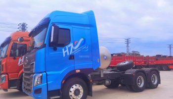 敏銳捕捉商機(jī)，高效跟進(jìn)客戶——商用車與物流事業(yè)部喜獲10臺(tái)540馬力LNG牽引車訂單
