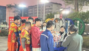 金蛇開運，物流送?！癫裎锪骷瘓F組織單位參加玉柴年貨節(jié)活動